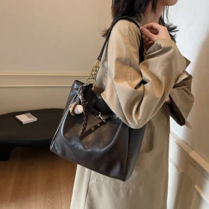 Tote Bag for Women with Inner Pocket Underarm Bag PU Leather Solid Color Large Capacity Satchel Bag for Work Travel